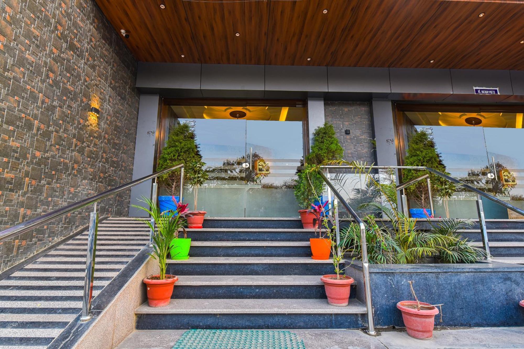 Hotel Remark Udaipur Exterior foto